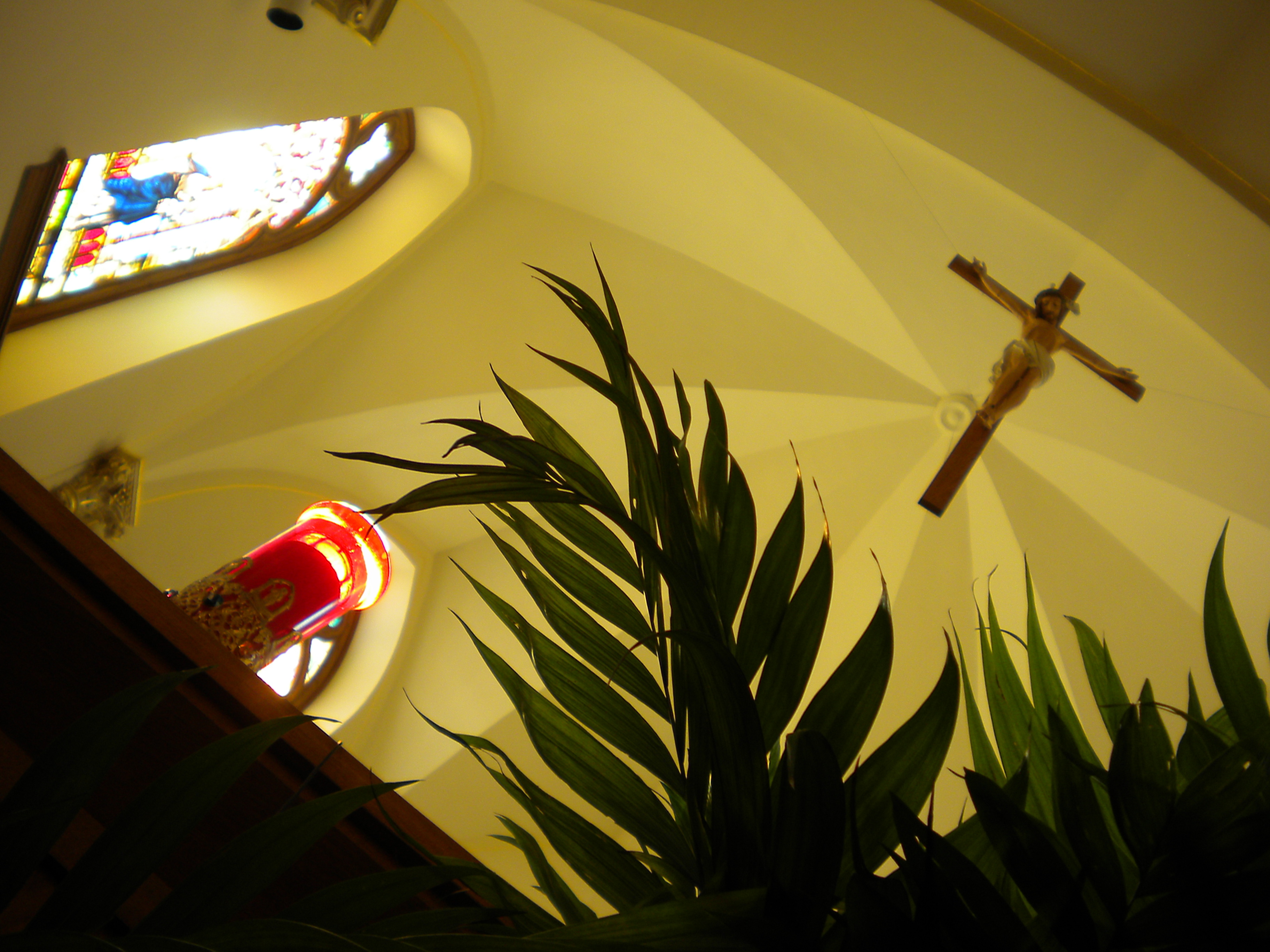 look up to the cross