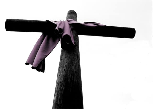 Easter-cross-freeimages.com
