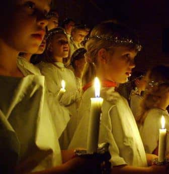 boy-girl-present-lit-candles