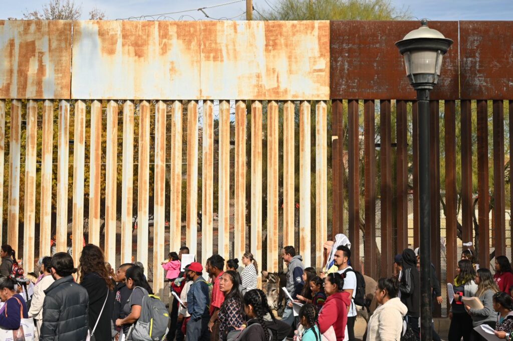 US-Mexico-border wall