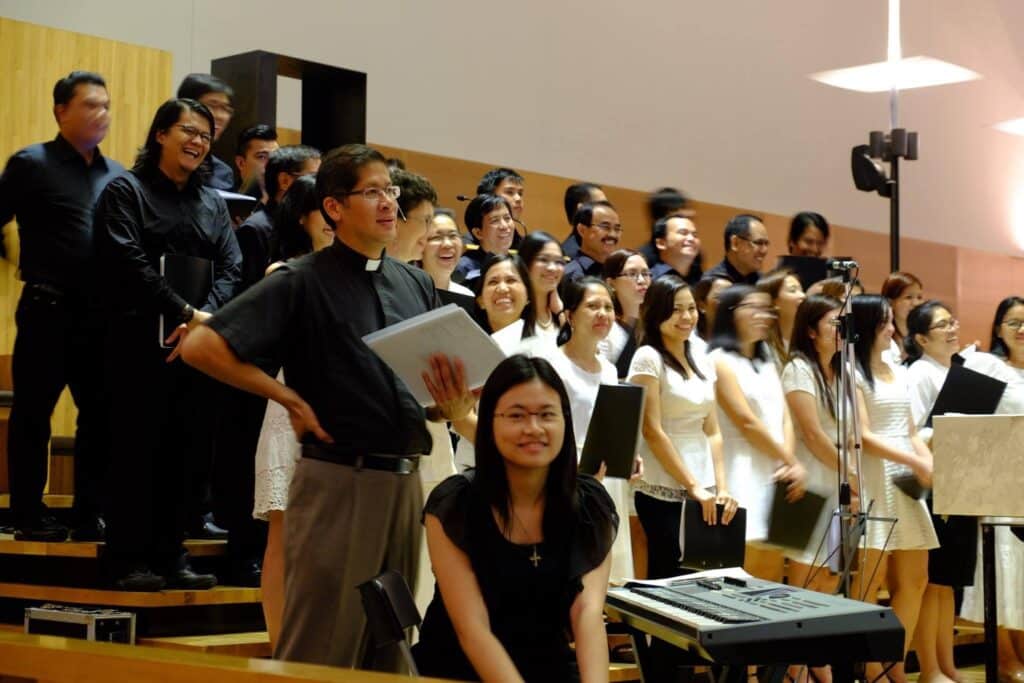 Rev. Ricky Manalo, CSP at a concert in Singapore