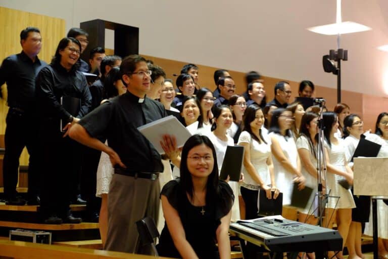 Rev. Ricky Manalo, CSP at a concert in Singapore